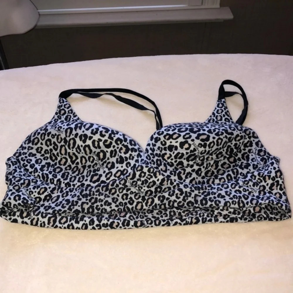SWIM&EXCERCISE Tops - Picture 2 of 5